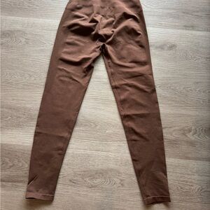 Aurola Workout Leggings brown